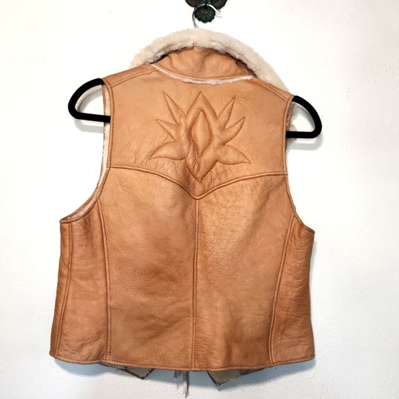 Comstock Vintage 70's Leather Sheepskin Fur Tie Front Vest Size Medium - Picture 8 of 15